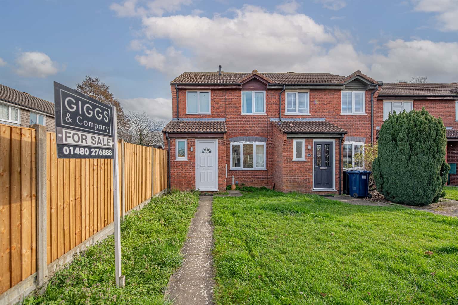 Three bedroom end of terrace home located in Pembroke Avenue, Eynesbury, St. Neots Property image 1
