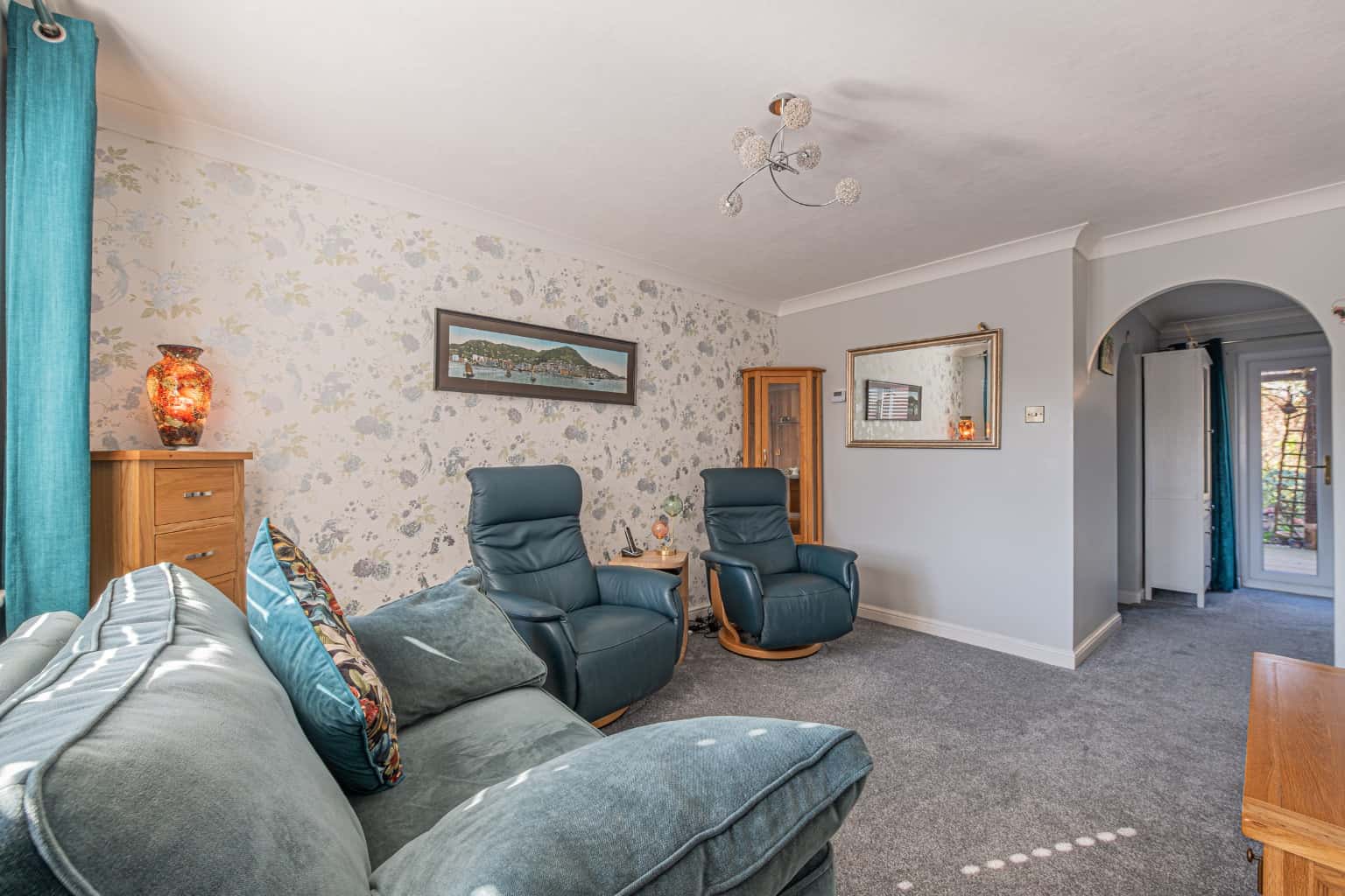Two bedroom semi detached home located in Cornwallis Drive Eaton Socon. Property image 2