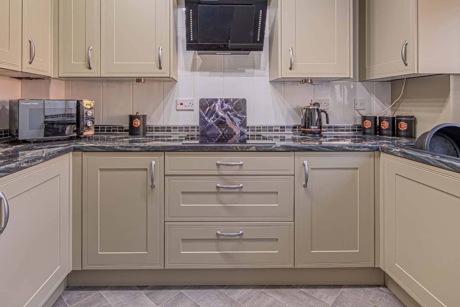 Two bedroom semi detached home located in Cornwallis Drive Eaton Socon. Property image 3