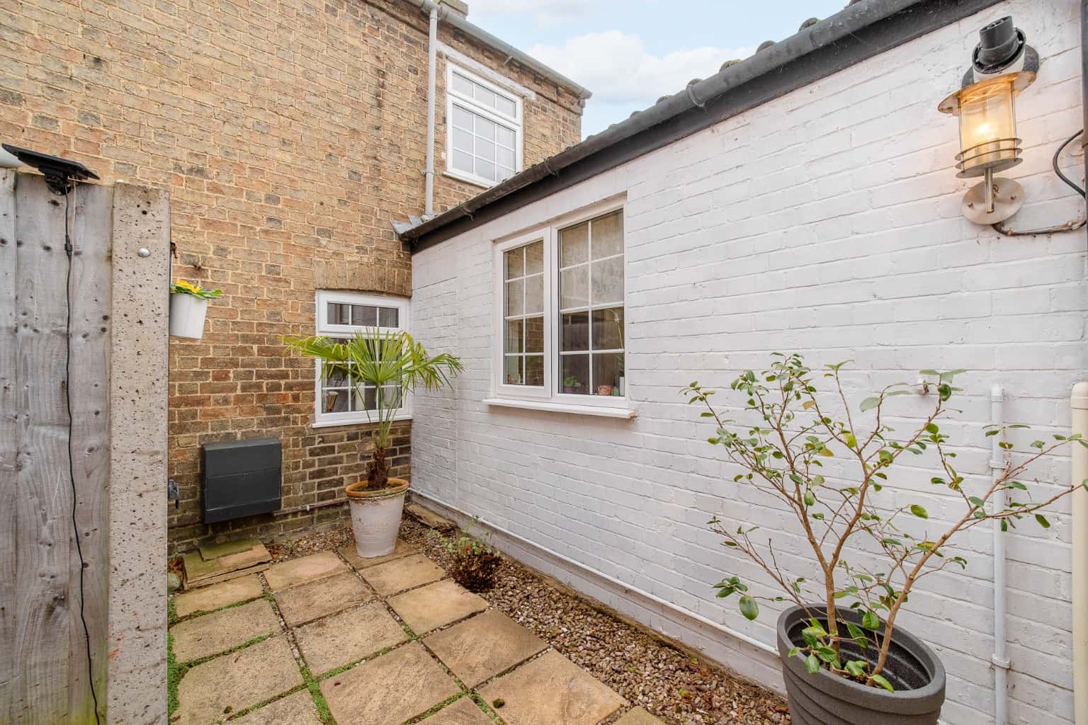 Two bedroom semi detached home situated on a quiet road of Old Eynesbury. Property image 17