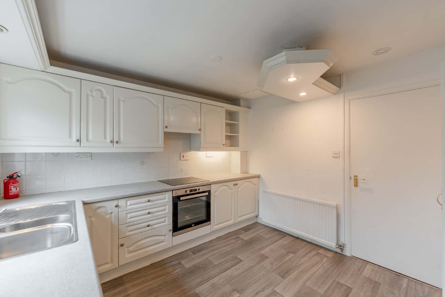 2 Bedroom terraced house for sale Property image 2