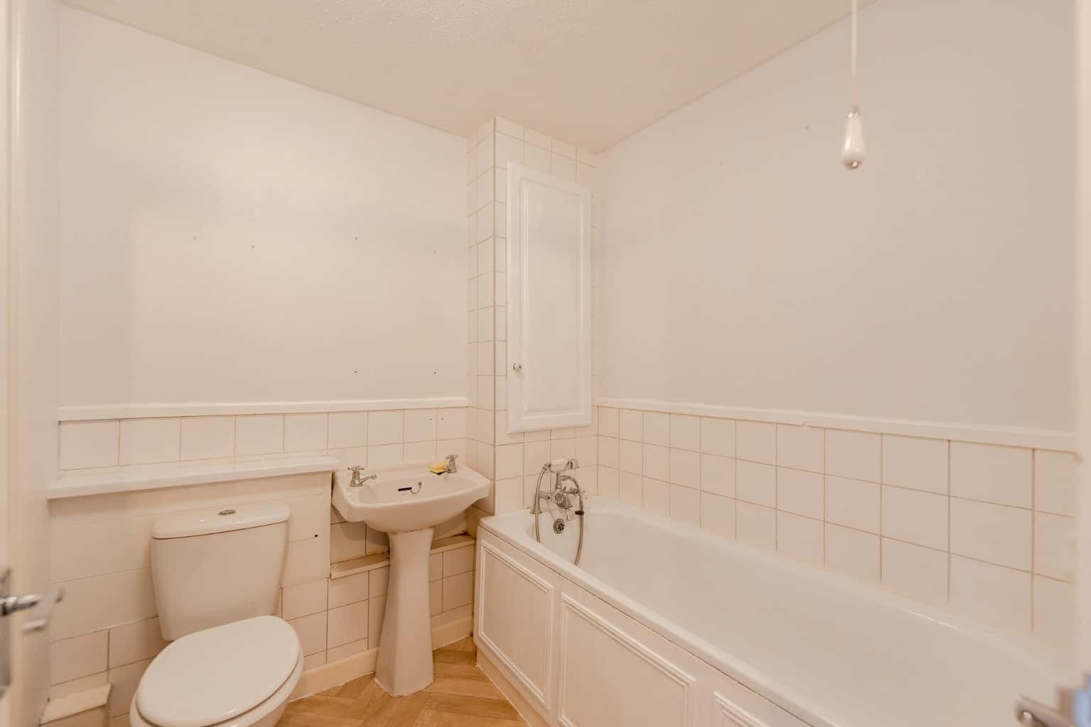 2 Bedroom terraced house for sale Property image 12