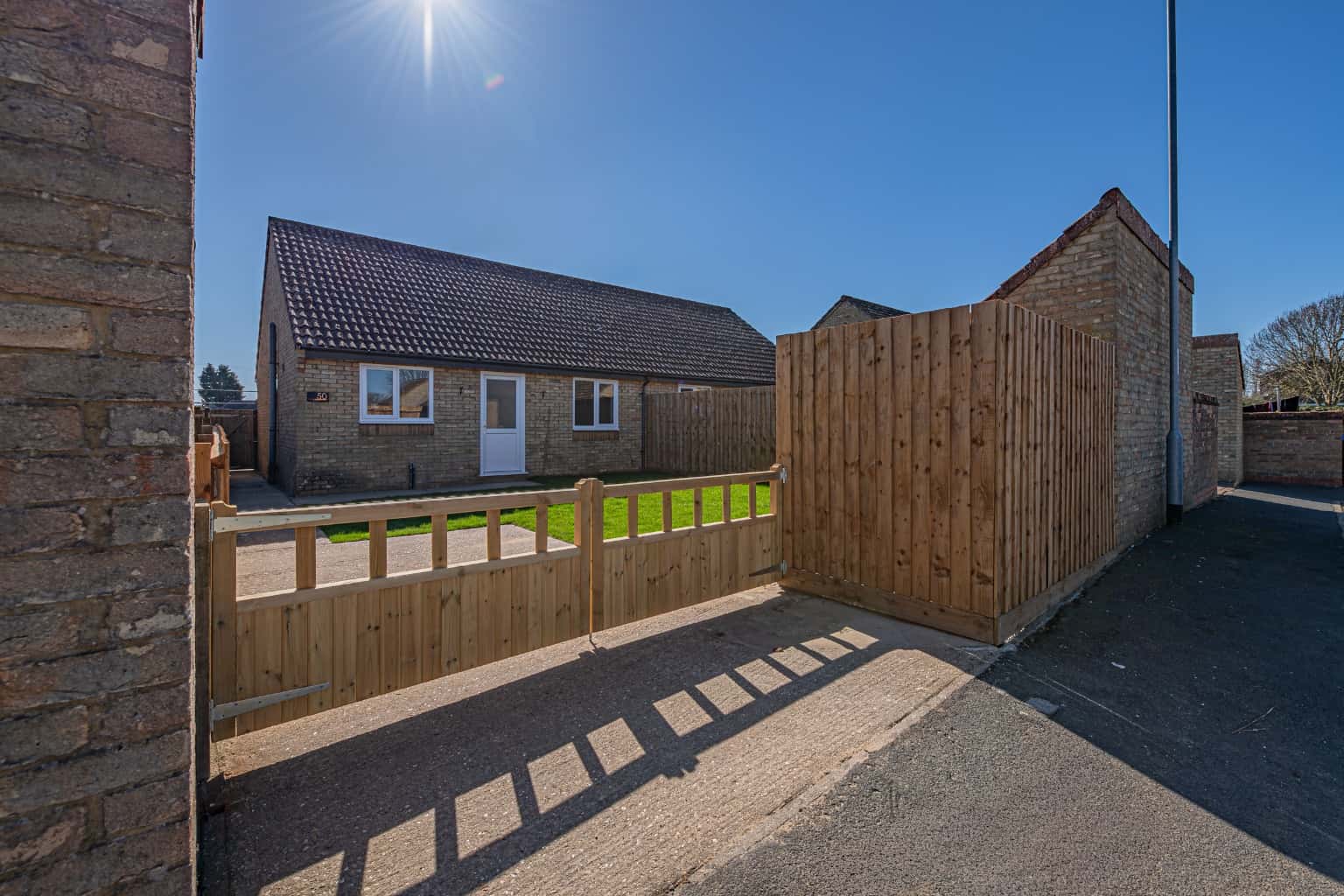 REFURBISHED TWO BED HOME WITH BAY LOUNGE, DRIVEWAY & GARDEN IN EATON SOCON – NO CHAIN Property image 14