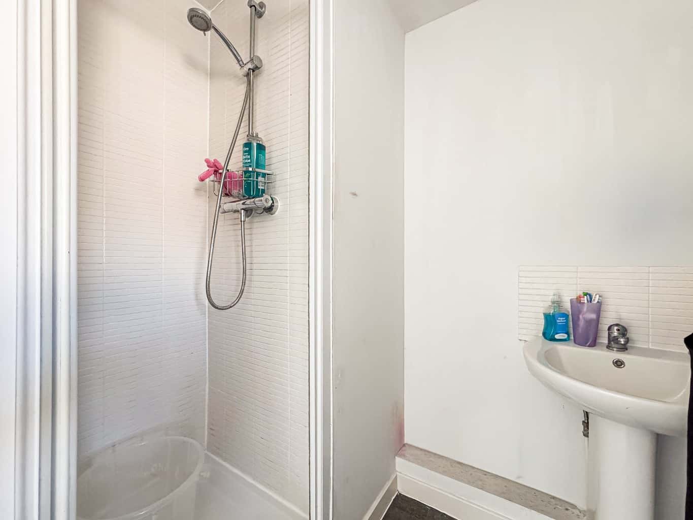 THREE BEDROOM THREE STOREY TERRACED HOME WITH EN SUITE, PARKING, GARDEN AND A GREAT LOCATION Property image 8