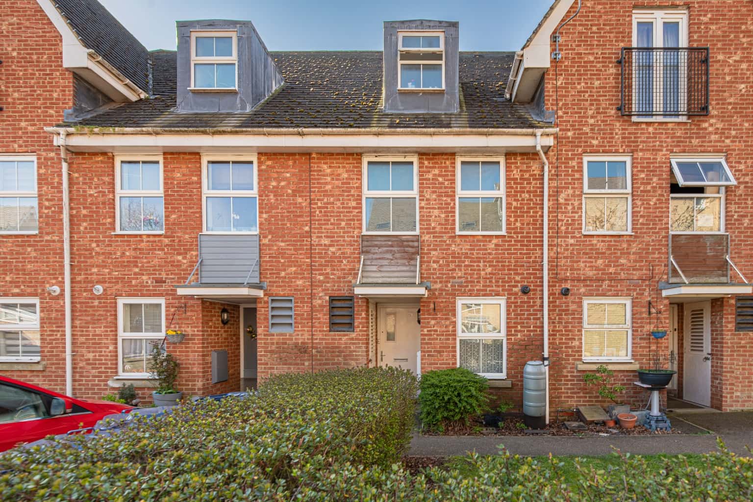 THREE BEDROOM THREE STOREY TERRACED HOME WITH EN SUITE, PARKING, GARDEN AND A GREAT LOCATION Property image 1