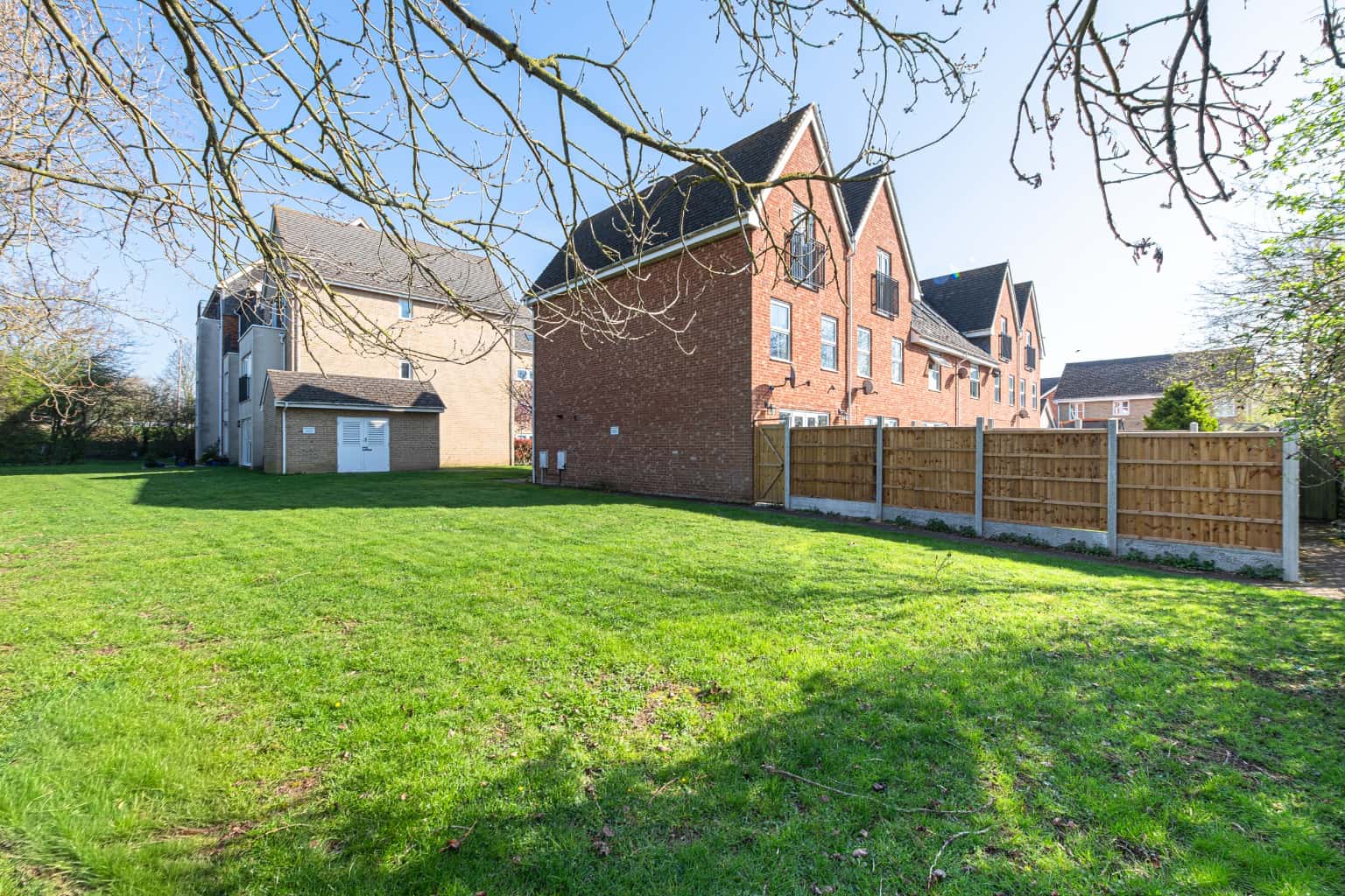 THREE BEDROOM THREE STOREY TERRACED HOME WITH EN SUITE, PARKING, GARDEN AND A GREAT LOCATION Property image 4