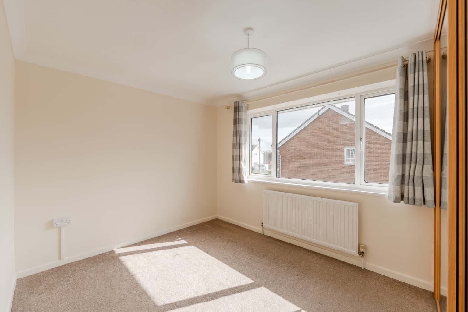 2 Bedroom maisonette for sale Property image 10