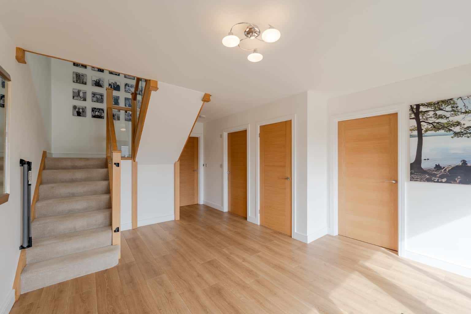 Stunning 4 Bed Semi-Detached Barn Conversion: Rural Charm, Modern Luxury Near St Neots Property image 6