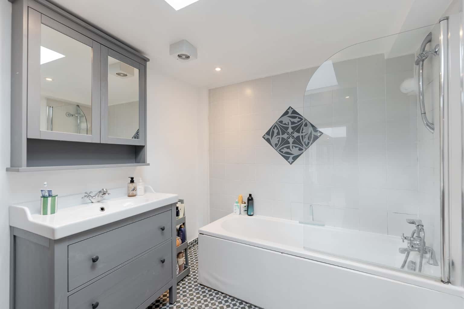 Three semi-detached character home, Great North Road, Eaton Socon, S Neots Property image 16