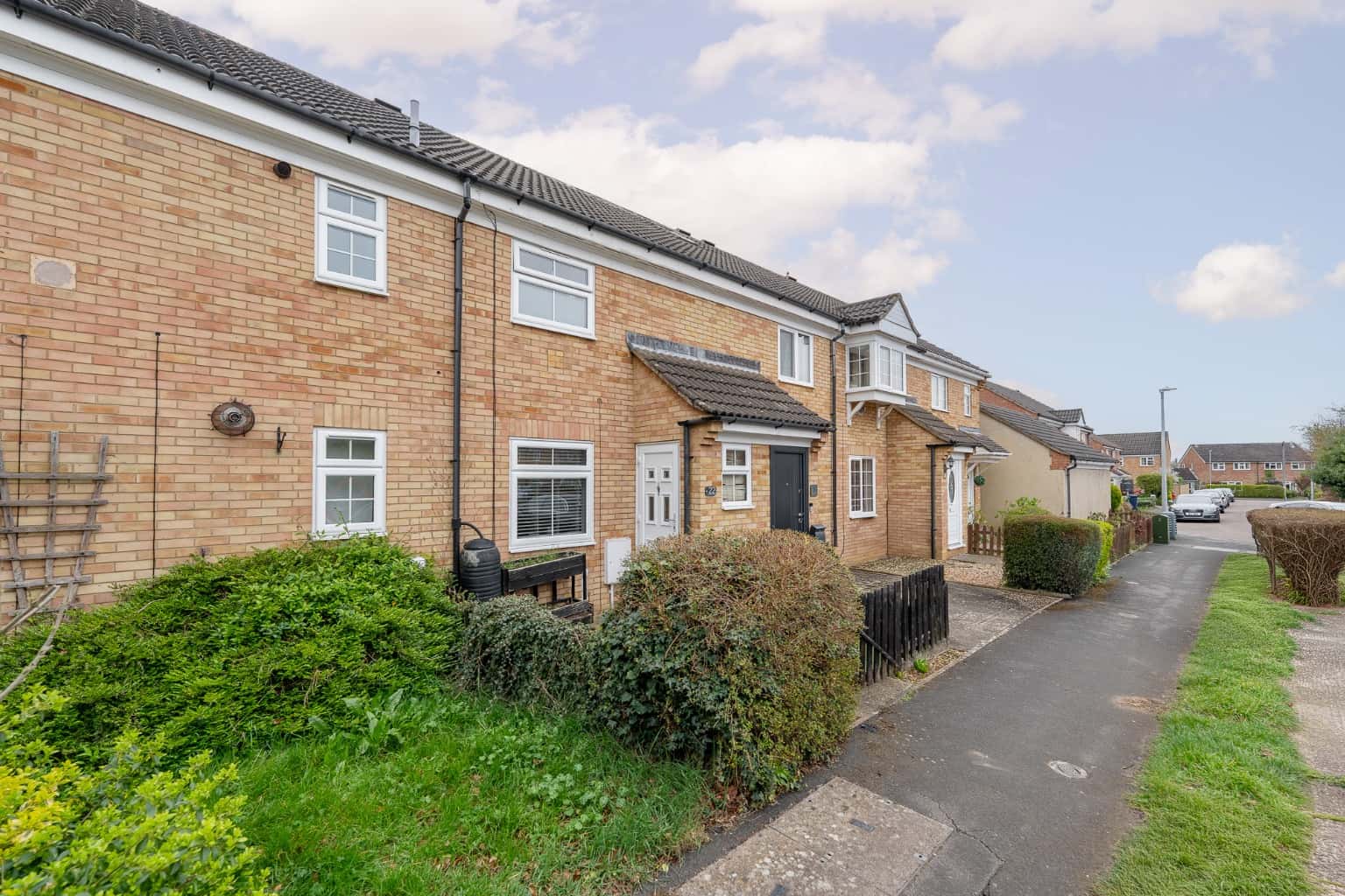 Stylish & Well-Presented Two Bedroom Home With Allocated Parking And For Sale with No Chain Property image 11