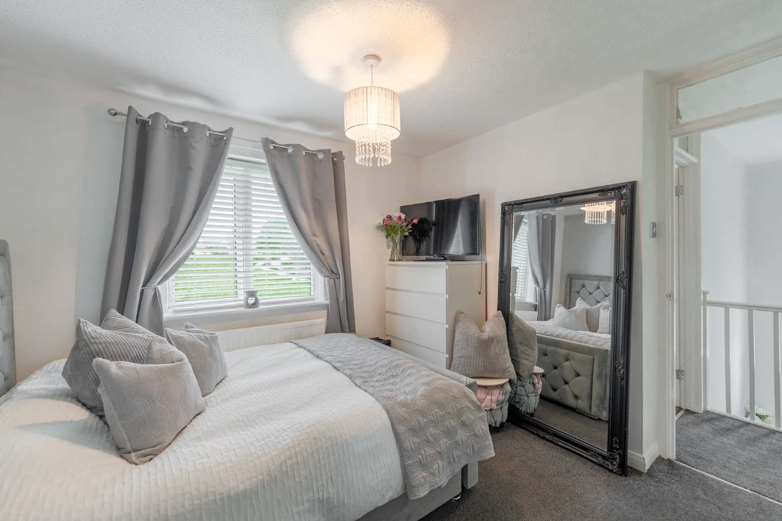 Beautifully extended four bedroom end of terrace property overlooking open green space to front Property image 19