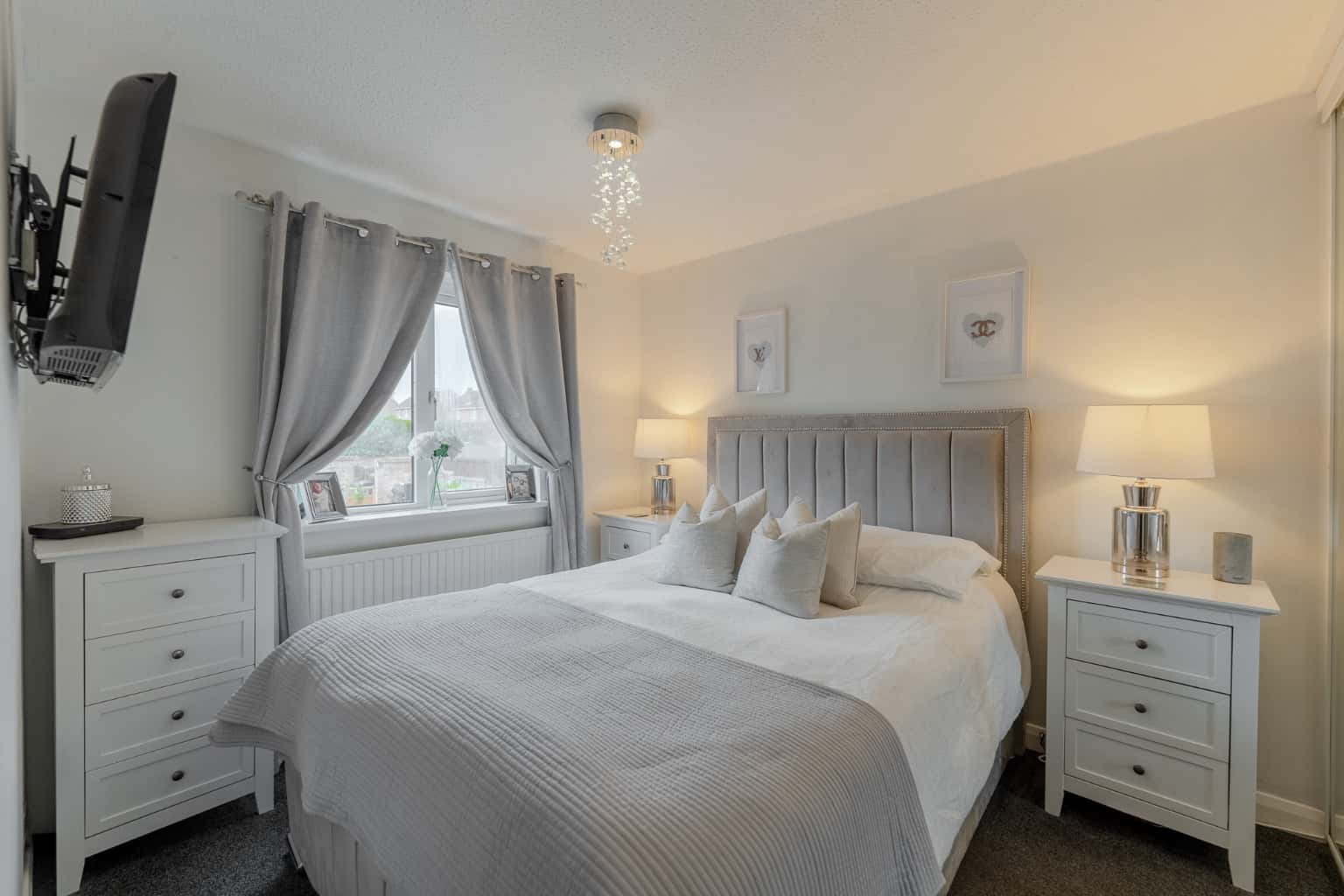 Beautifully extended four bedroom end of terrace property overlooking open green space to front Property image 18