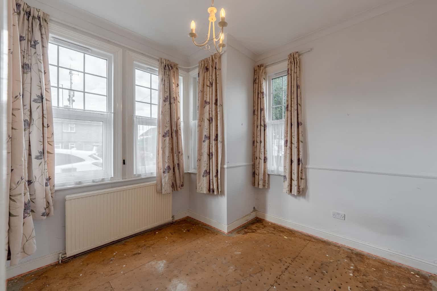 Spacious One Bedroom Ground Floor Flat with Parking, Long Lease & Prime St Neots Location Property image 4