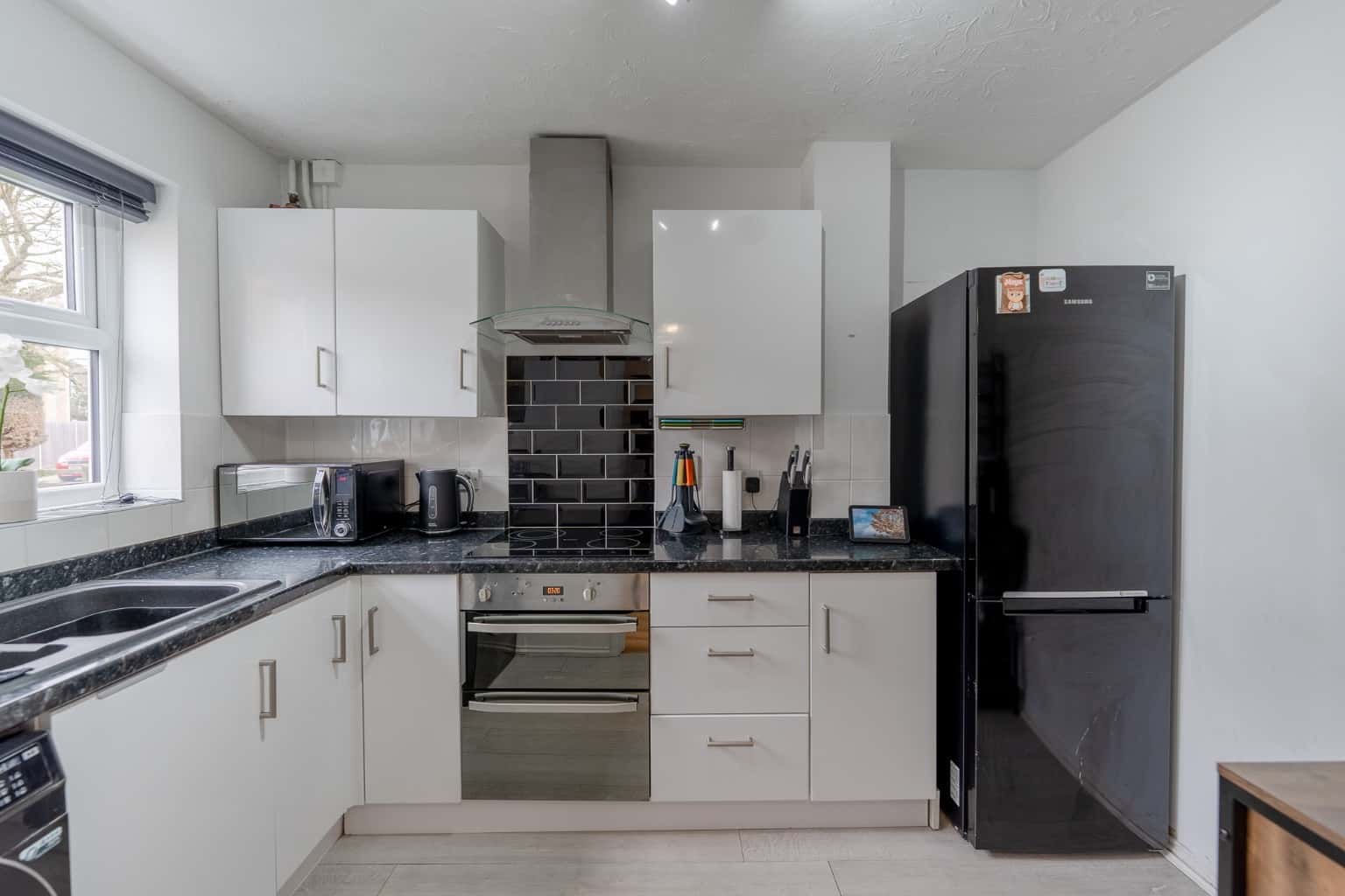 Beautifully Presented Two Double Bedroom Home in Papworth Property image 2