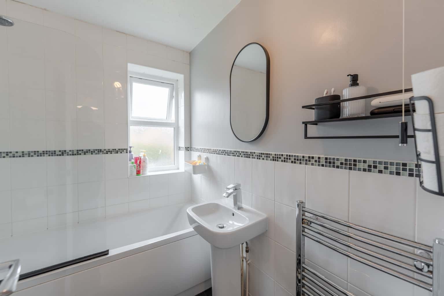 Beautifully Presented Two Double Bedroom Home in Papworth Property image 8