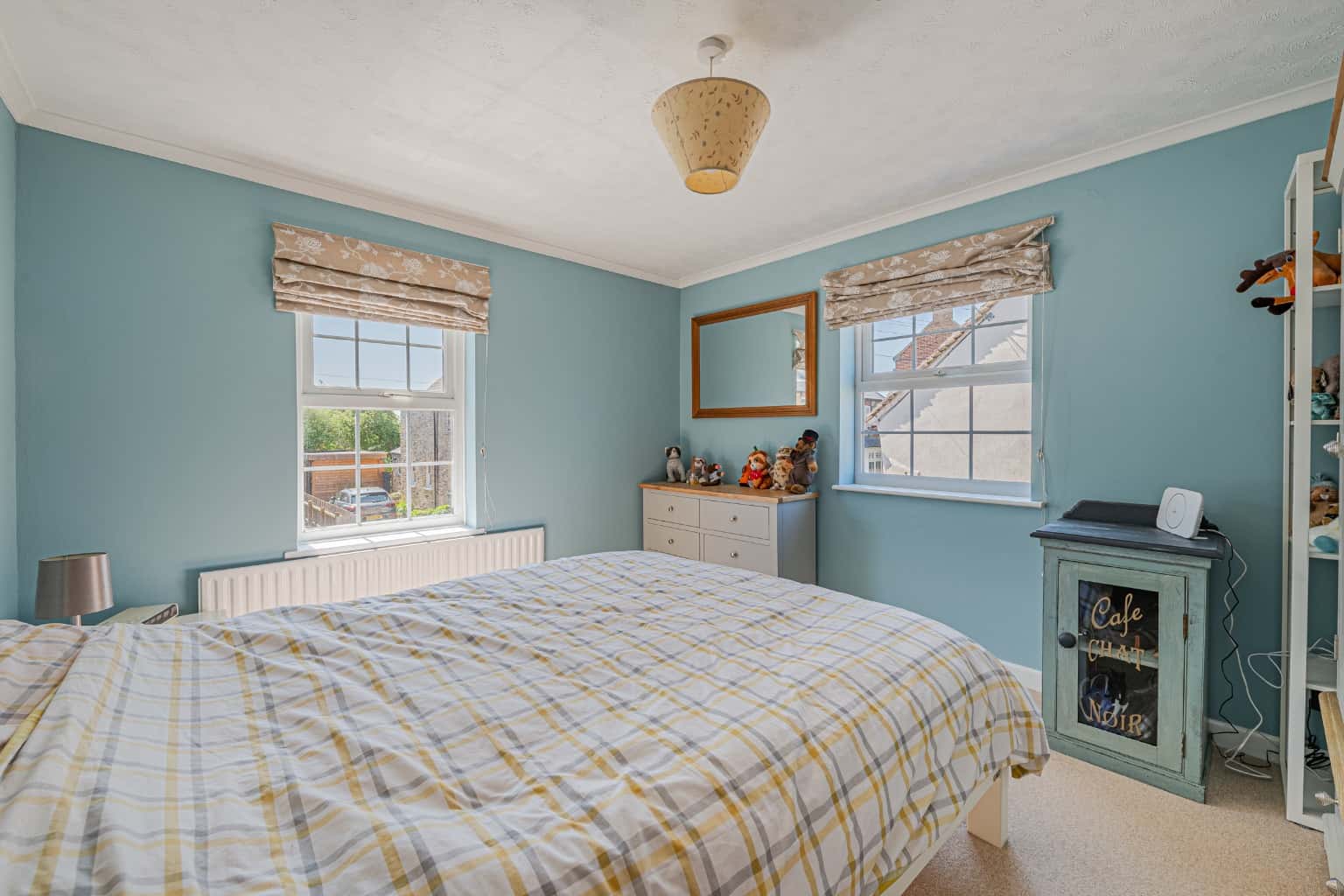 THREE BEDROOM END TERRACE WITH DRIVEWAY IN OLD EYNESBURY CLOSE TO TOWN AND RIVER OUSE GREAT LOCATION Property image 6
