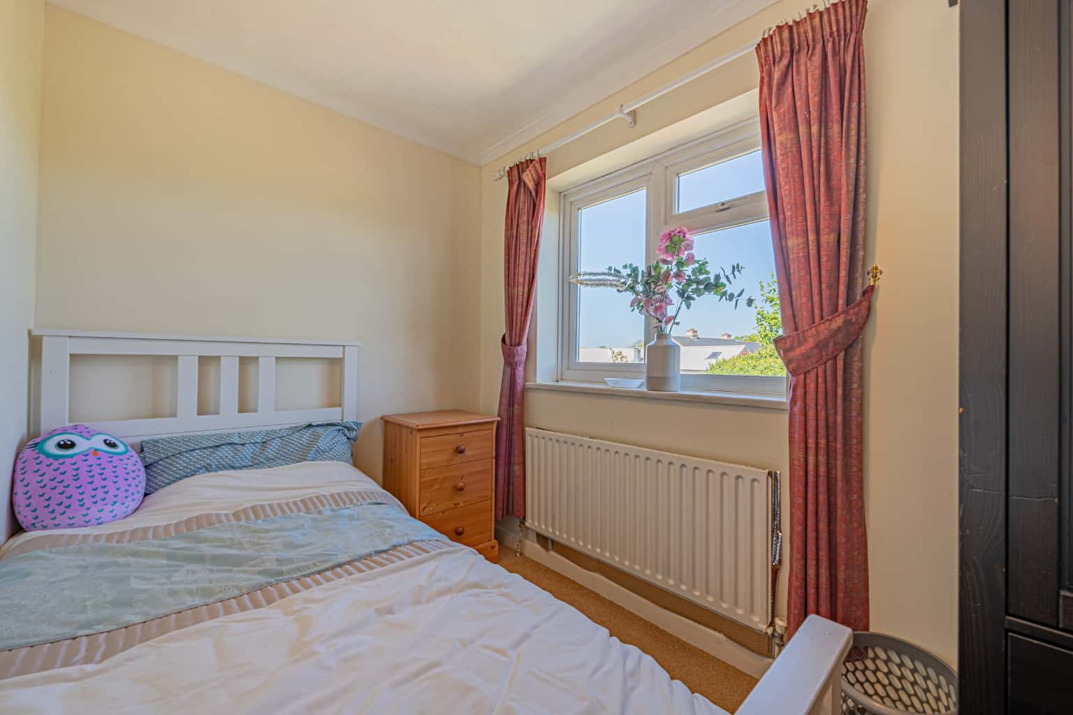 THREE BEDROOM END TERRACE WITH DRIVEWAY IN OLD EYNESBURY CLOSE TO TOWN AND RIVER OUSE GREAT LOCATION Property image 7