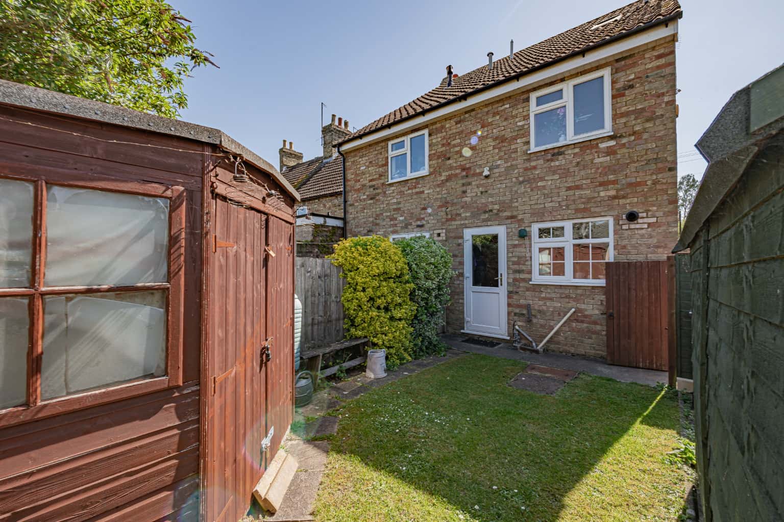 THREE BEDROOM END TERRACE WITH DRIVEWAY IN OLD EYNESBURY CLOSE TO TOWN AND RIVER OUSE GREAT LOCATION Property image 11