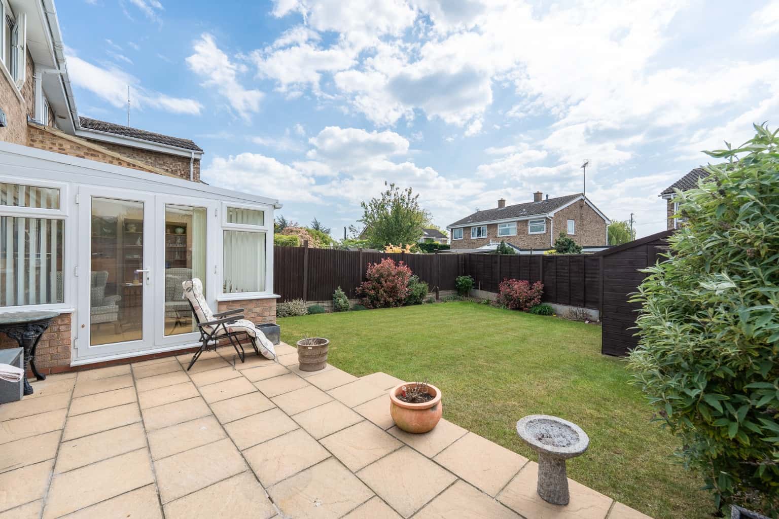 STUNNING EXTENDED FOUR BEDROOM SEMI DETACHED HOME IN PRIME ST NEOTS LOCATION WITH PARKING READY NOW! Property image 8
