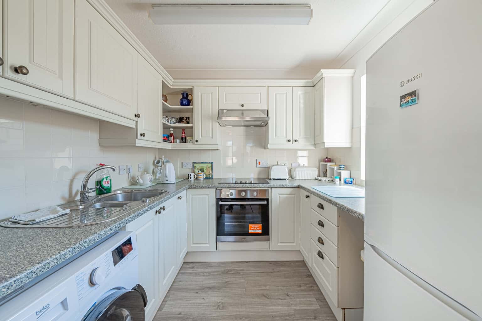 Two bedroom over 55's apartment in Old market Court St Neots Property image 2