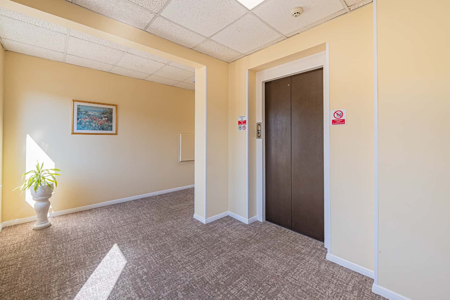 Two bedroom over 55's apartment in Old market Court St Neots Property image 10