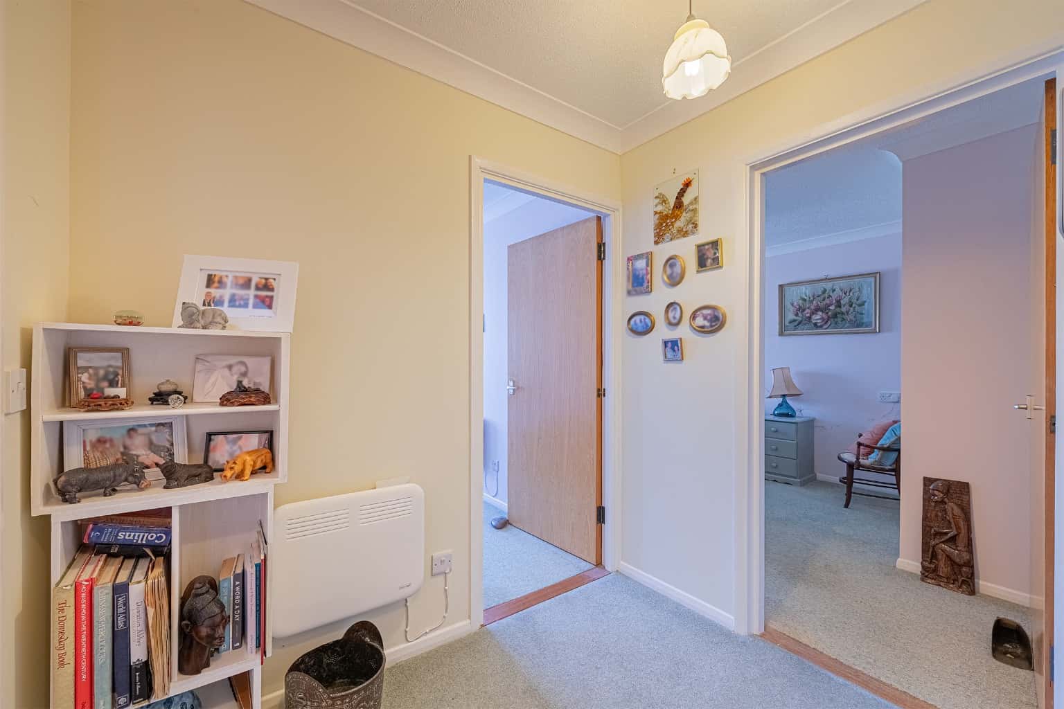 Two bedroom over 55's apartment in Old market Court St Neots Property image 8