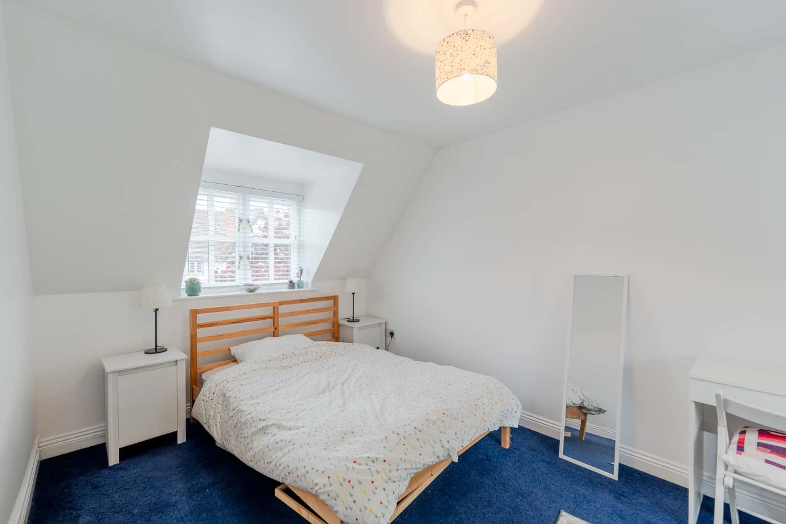 An attractive four bedroom detached family home with west facing mature gardens and double garage Property image 24