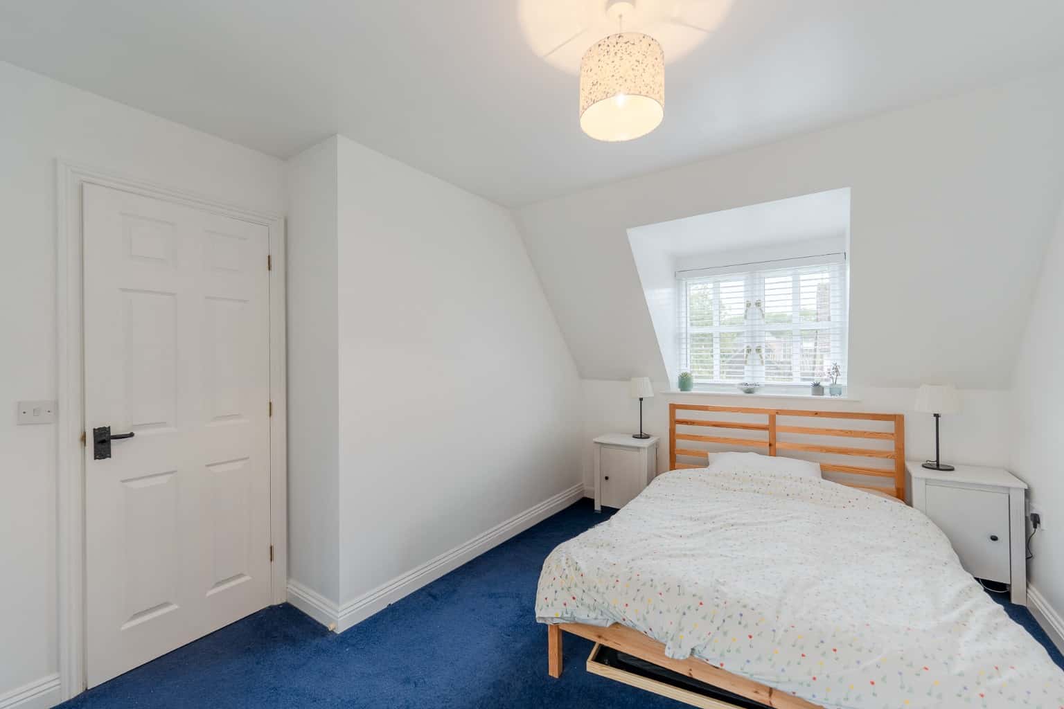 An attractive four bedroom detached family home with west facing mature gardens and double garage Property image 25