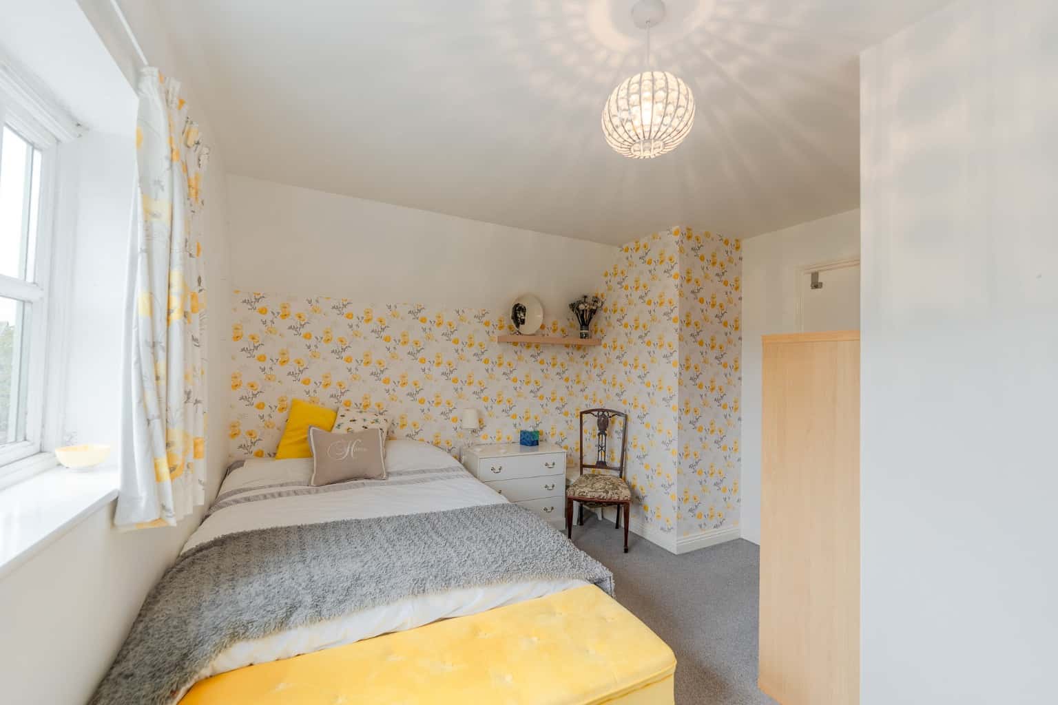An attractive four bedroom detached family home with west facing mature gardens and double garage Property image 21