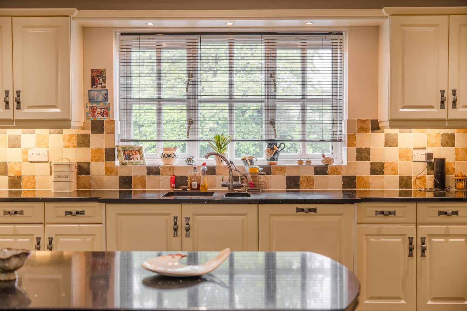 An attractive four bedroom detached family home with west facing mature gardens and double garage Property image 6