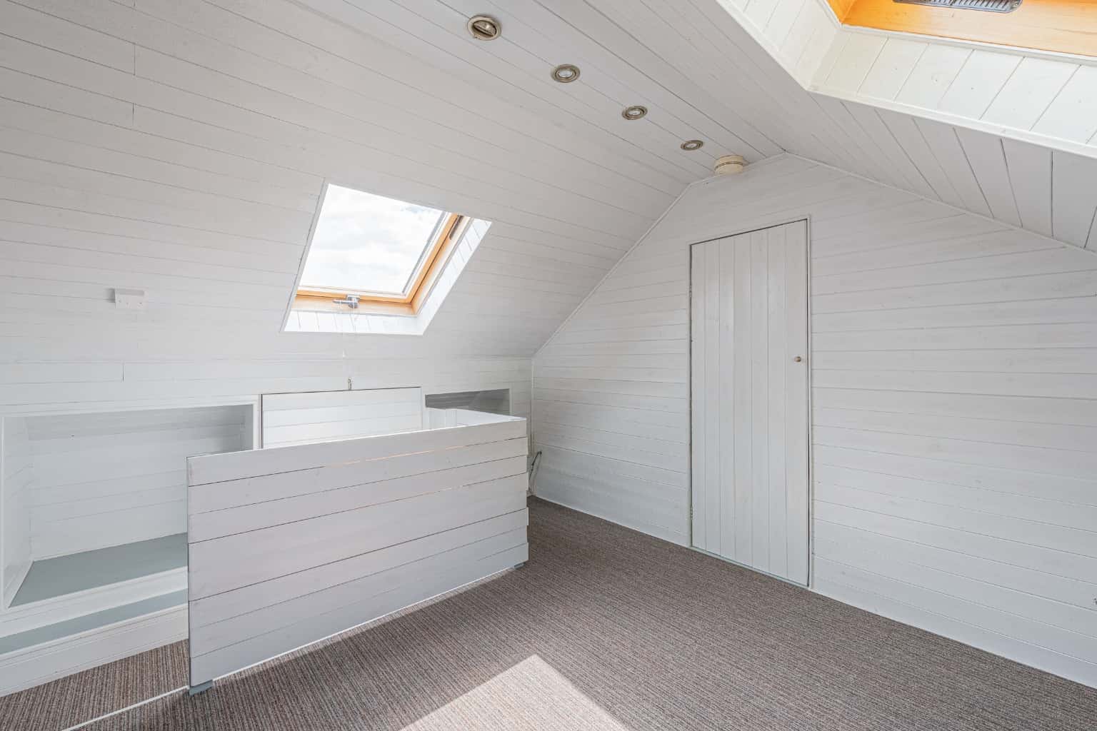 SUPERB FOUR BEDROOM FAMILY HOME WITH ENSUITE, GARAGE & GENEROUS LIVING SPACE IN EATON SOCON Property image 14