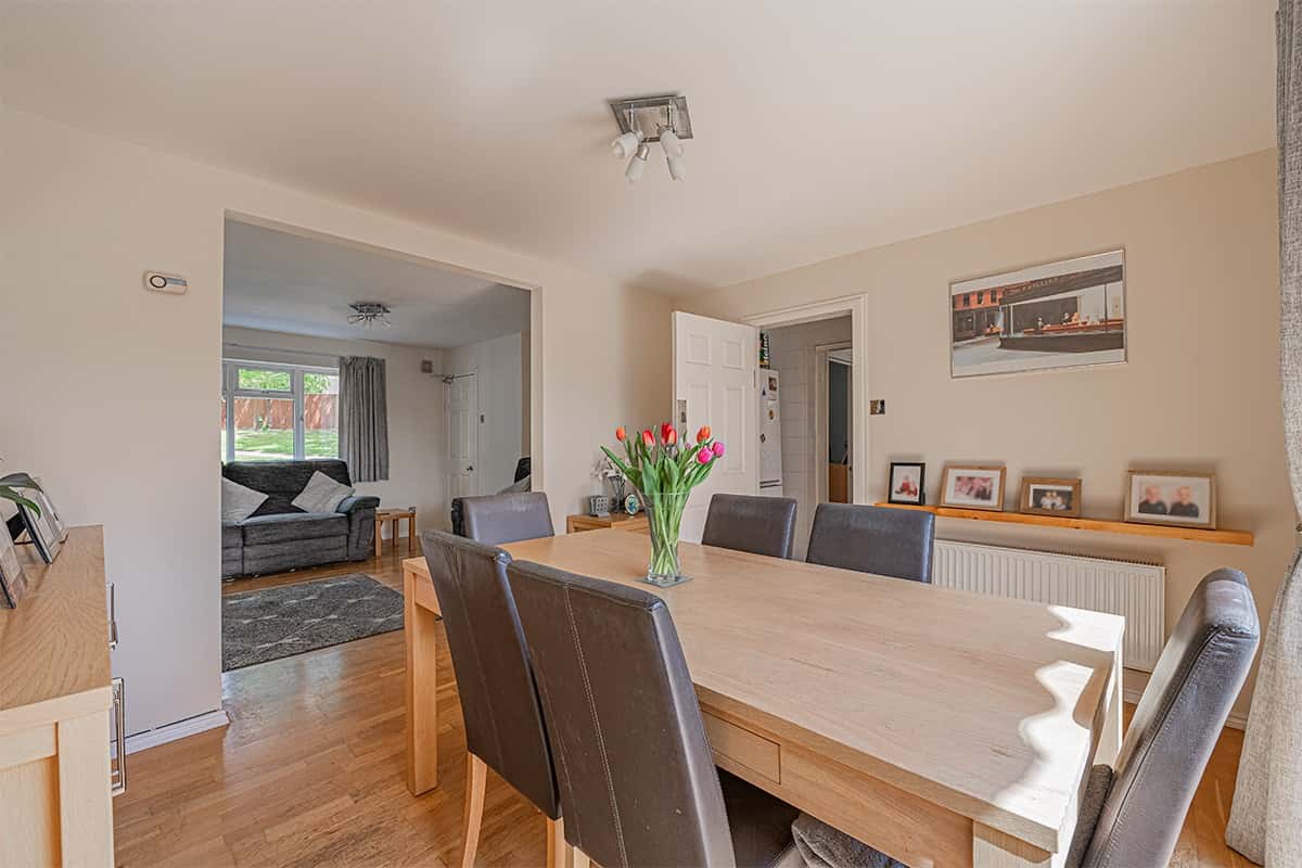 SUPERB FOUR BEDROOM FAMILY HOME WITH ENSUITE, GARAGE & GENEROUS LIVING SPACE IN EATON SOCON Property image 6
