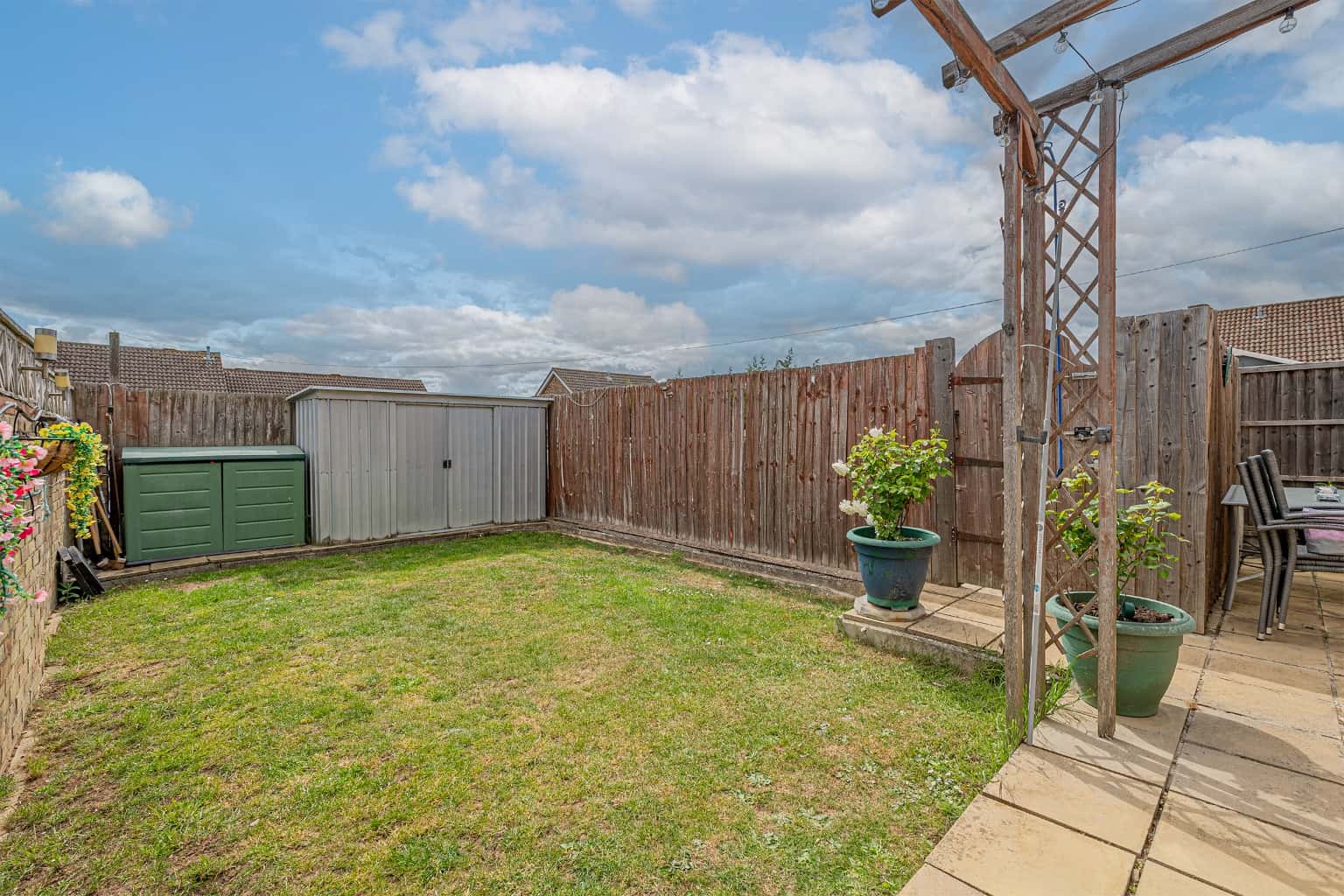 SUPERB FOUR BEDROOM FAMILY HOME WITH ENSUITE, GARAGE & GENEROUS LIVING SPACE IN EATON SOCON Property image 10