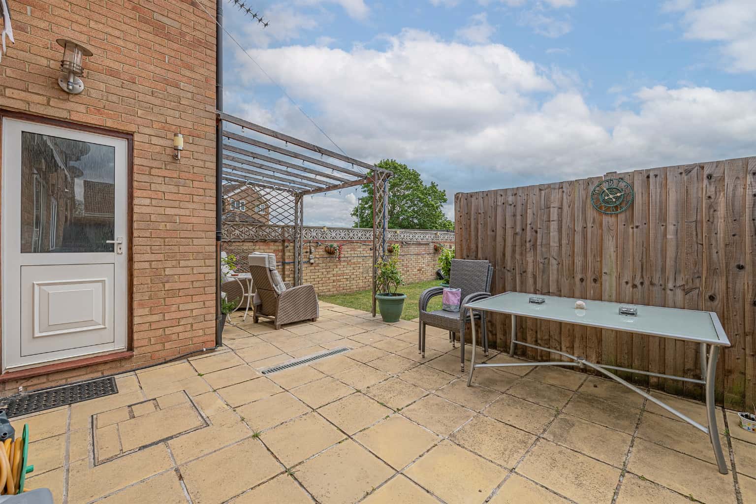 SUPERB FOUR BEDROOM FAMILY HOME WITH ENSUITE, GARAGE & GENEROUS LIVING SPACE IN EATON SOCON Property image 8