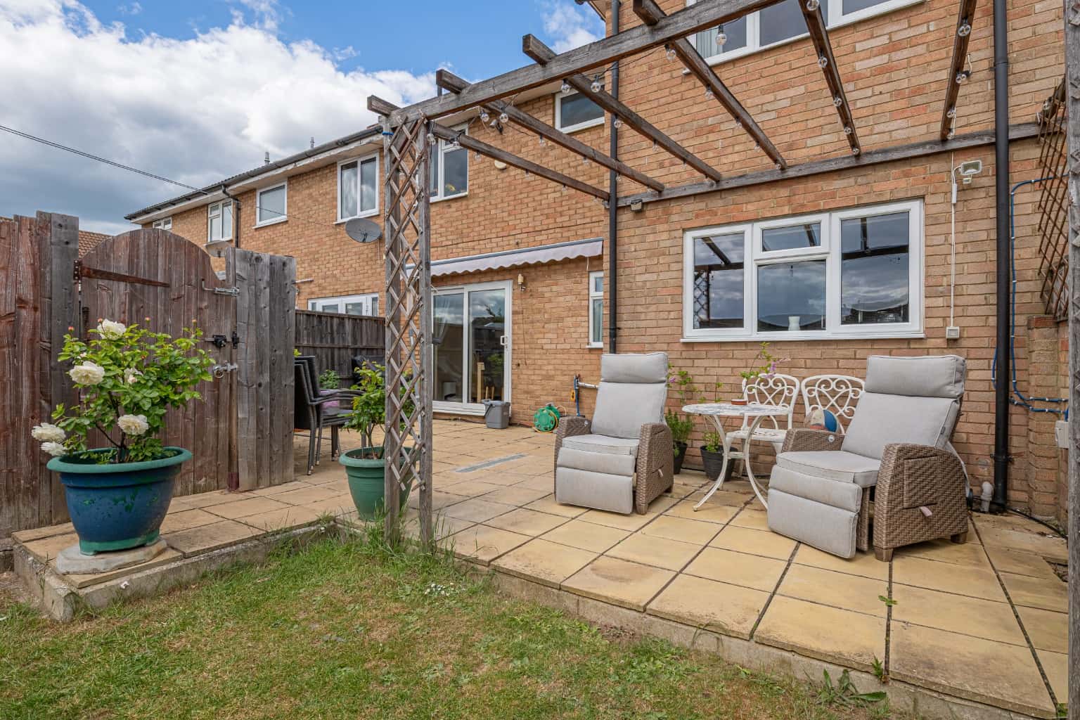 SUPERB FOUR BEDROOM FAMILY HOME WITH ENSUITE, GARAGE & GENEROUS LIVING SPACE IN EATON SOCON Property image 17