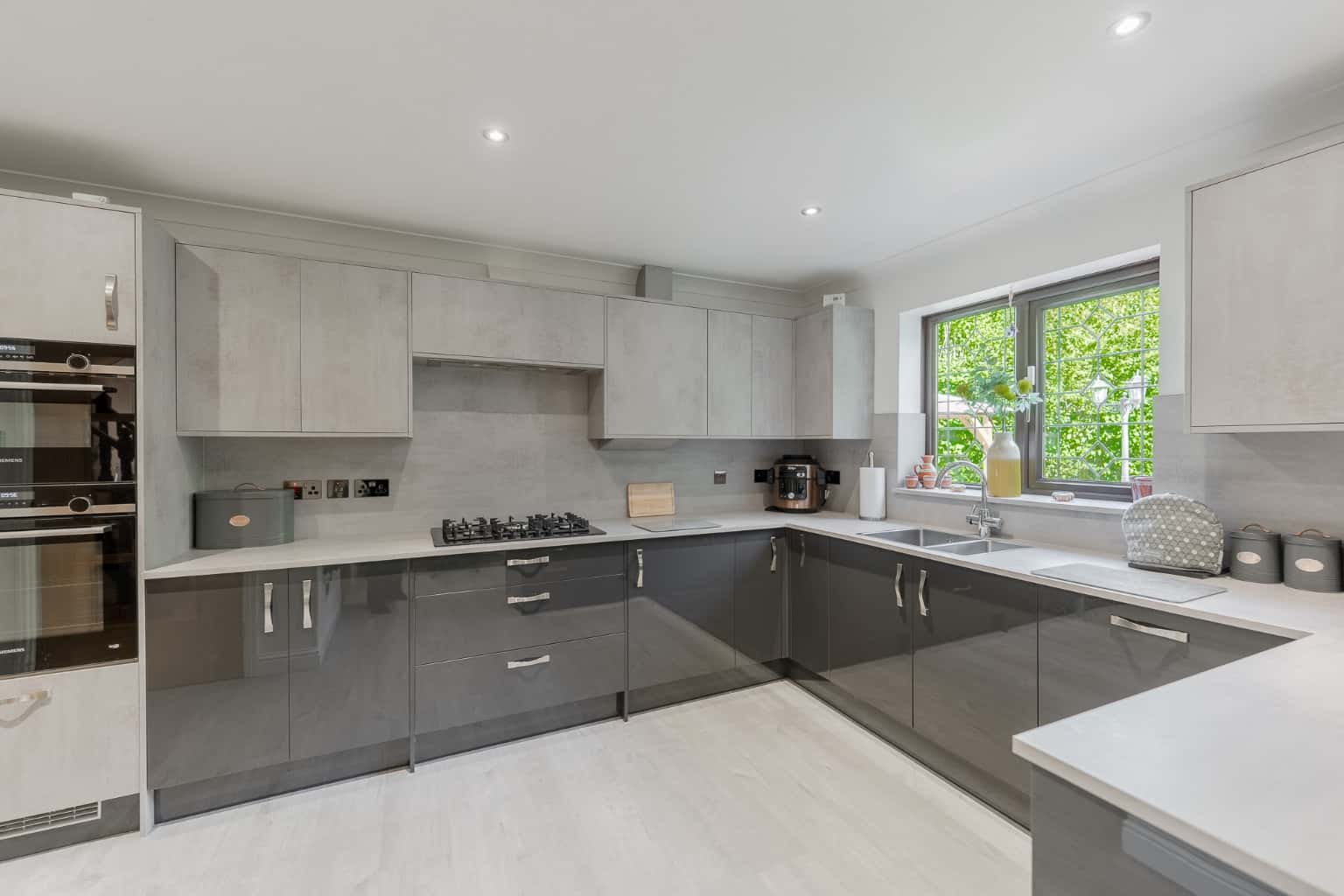 Beautifully Presented Four Bedroom Detached Home with Double Garage in Spaldwick, Huntingdon Property image 2