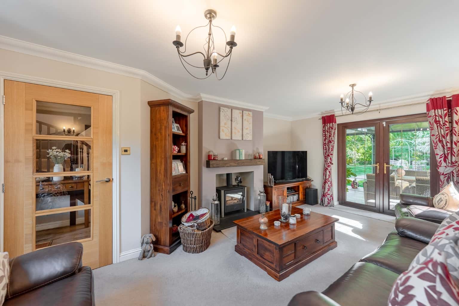 Beautifully Presented Four Bedroom Detached Home with Double Garage in Spaldwick, Huntingdon Property image 3