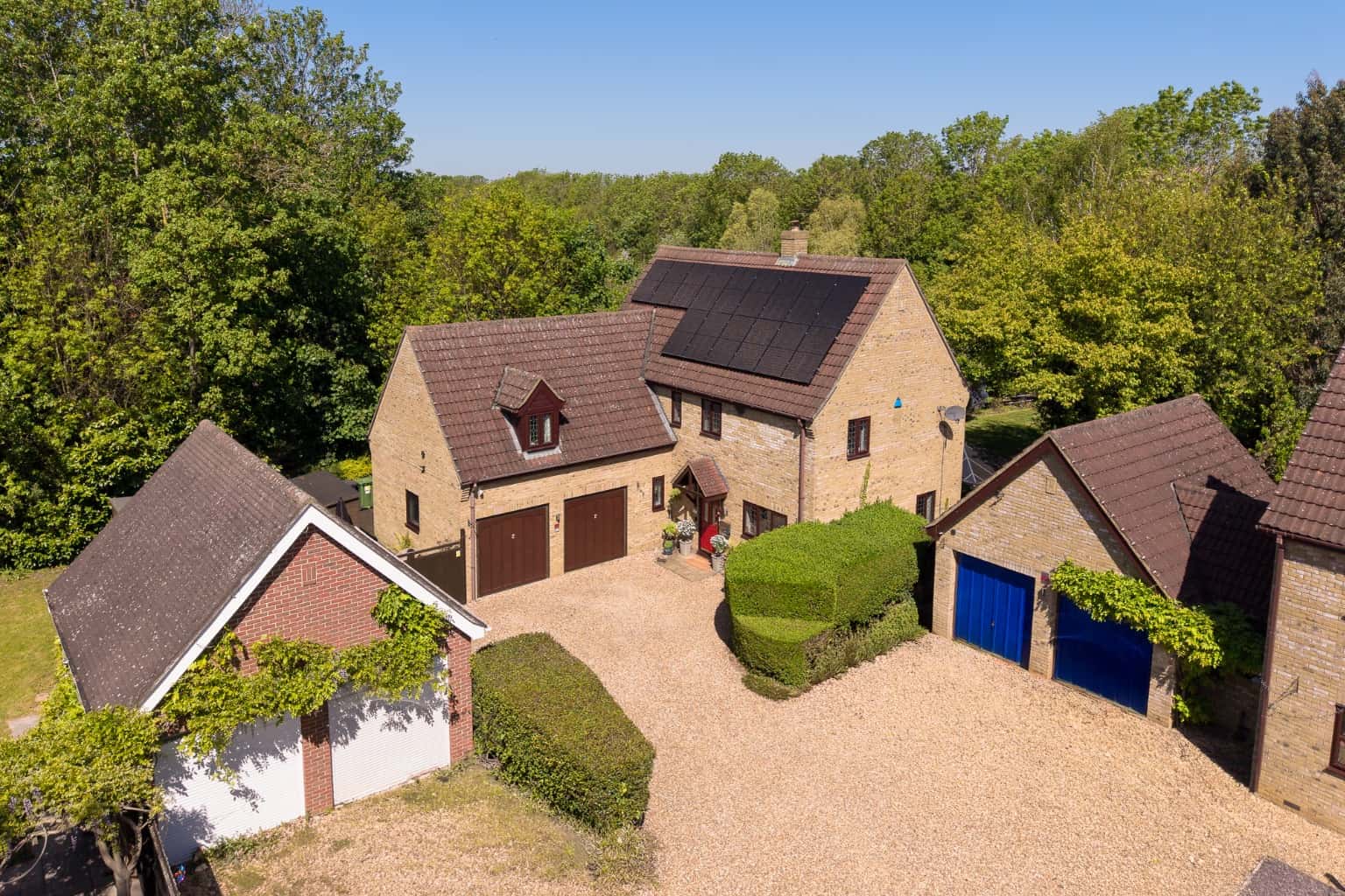Beautifully Presented Four Bedroom Detached Home with Double Garage in Spaldwick, Huntingdon Property image 12
