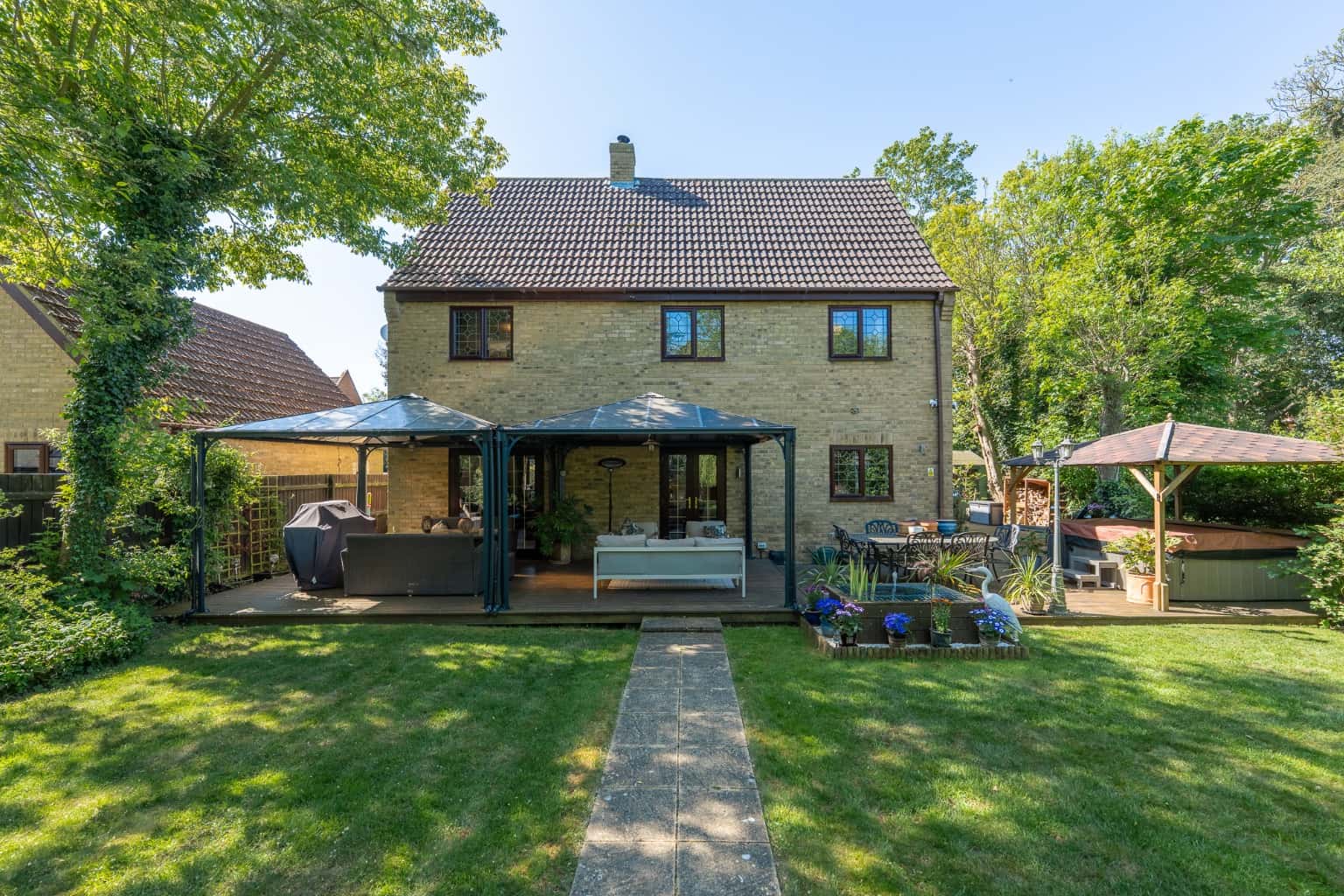 Beautifully Presented Four Bedroom Detached Home with Double Garage in Spaldwick, Huntingdon Property image 25