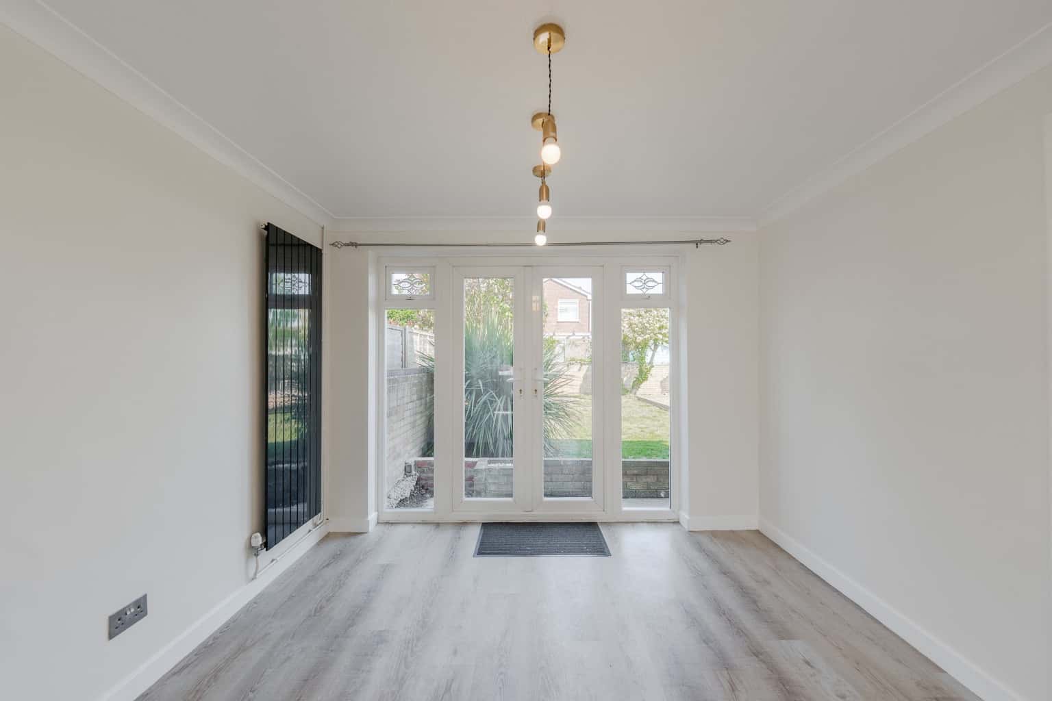 Charming 3-Bedroom Semi-Detached Home in Fenstanton Offered with No Onward Chain Property image 5