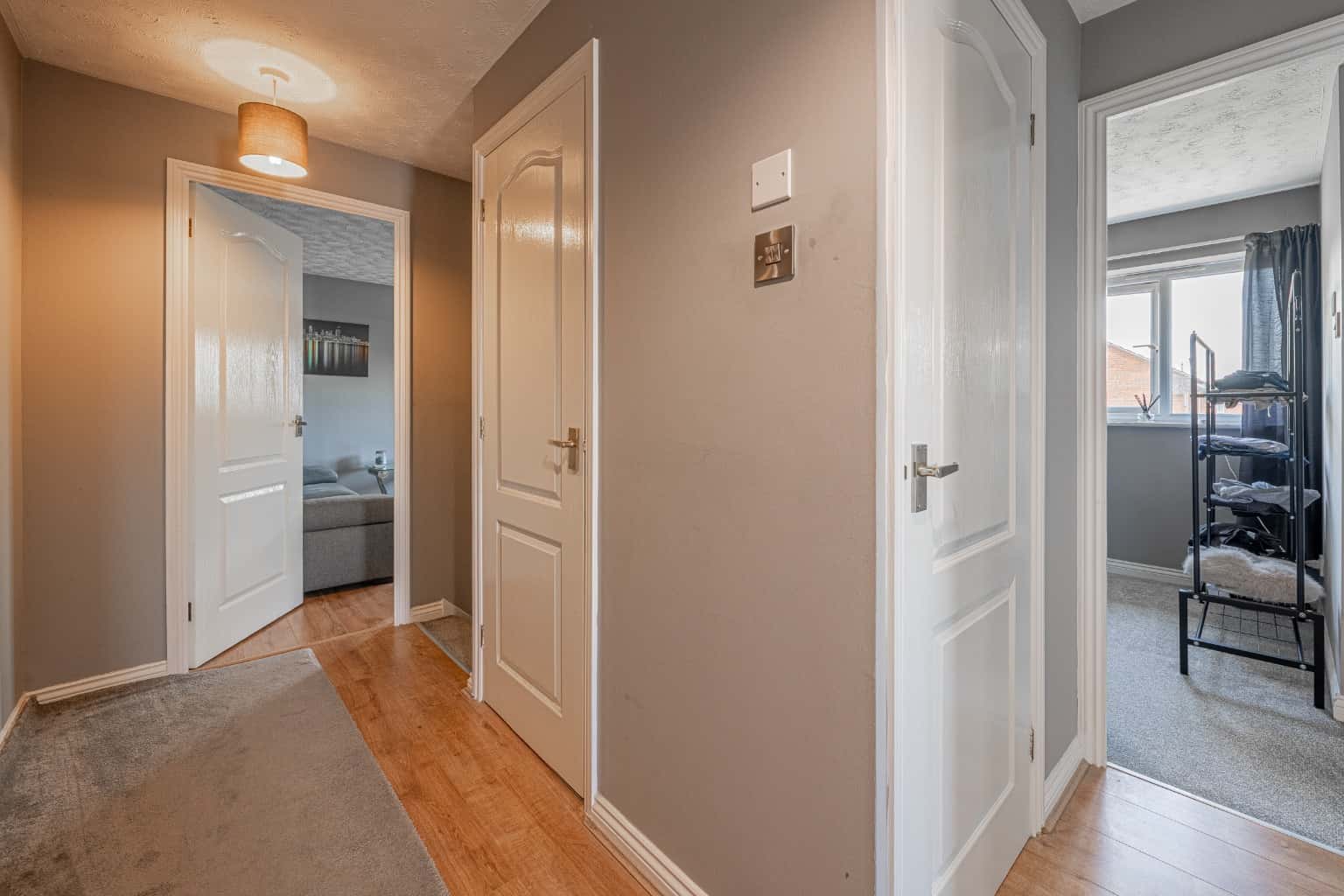 A two bedroom maisonette located between town centre and train station. Property image 8