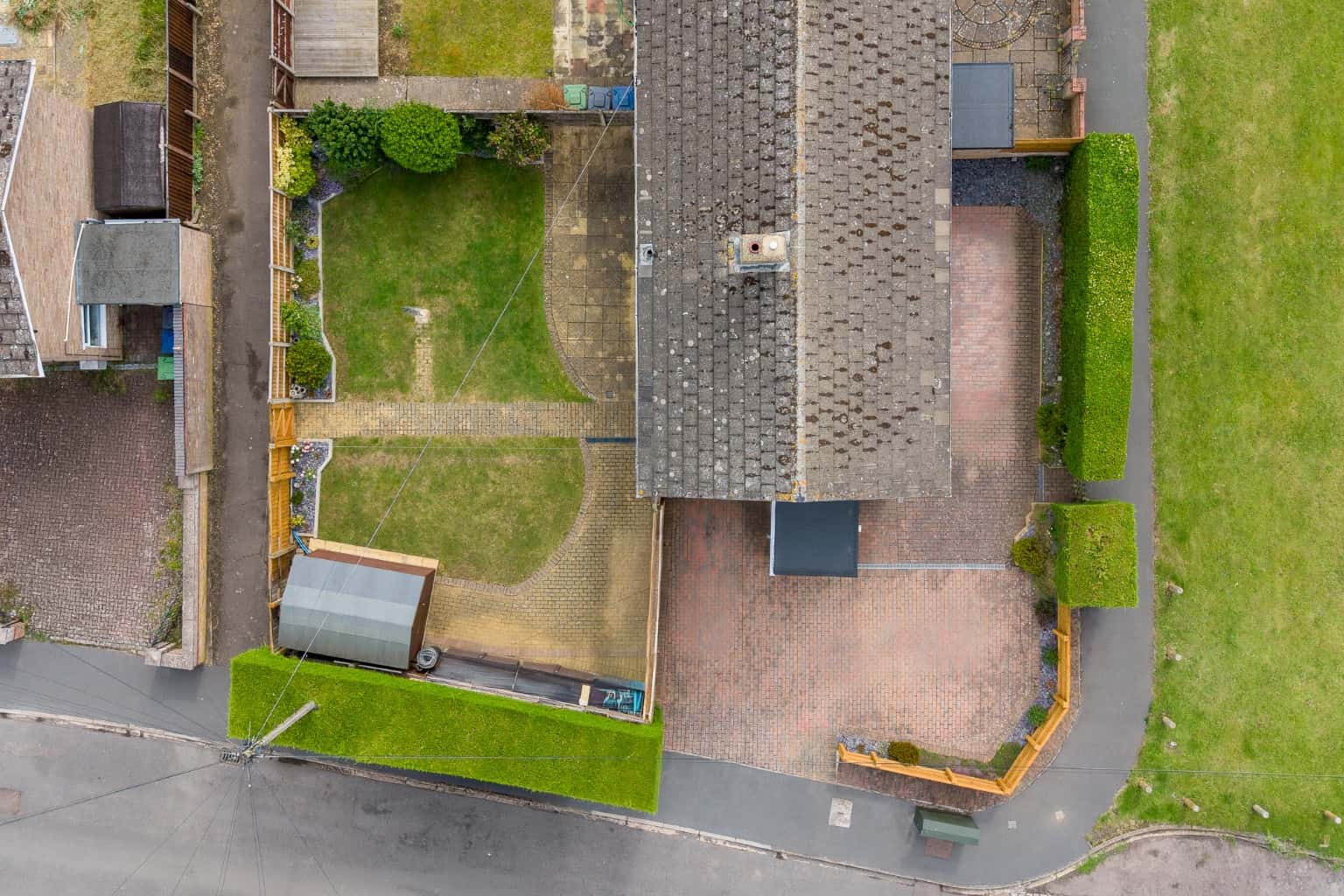 A three bedroom family home occupying a desirable corner plot. Property image 24