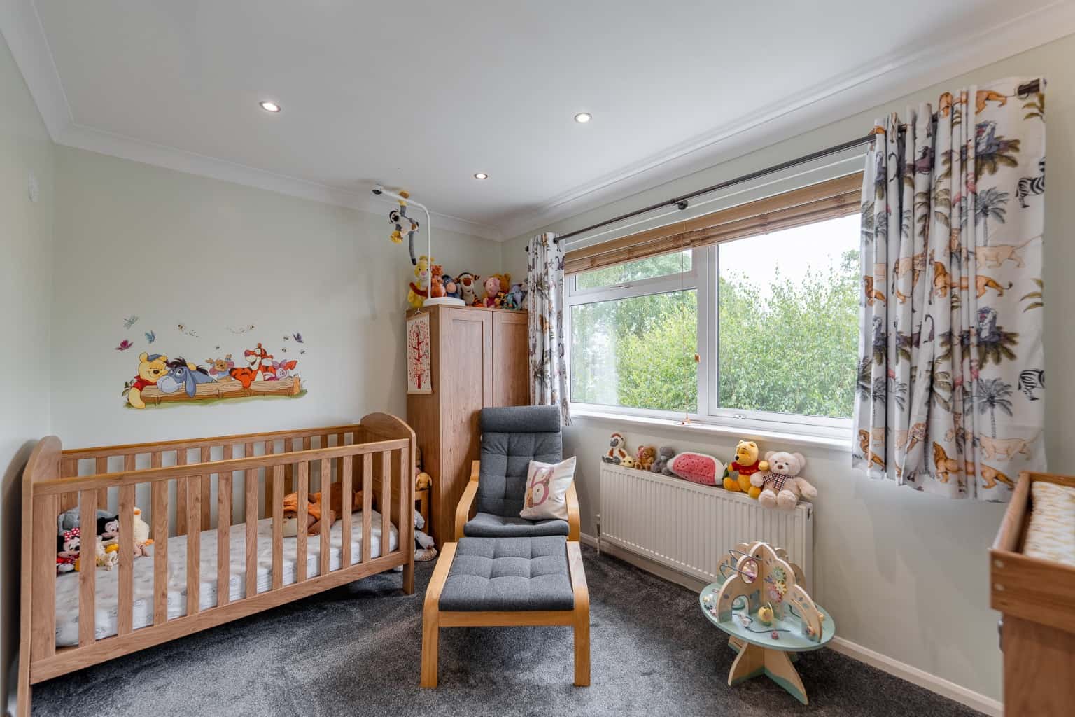 Exceptional Extended Detached Family Home with West-Facing Garden in Sought-After Great Staughton Property image 15