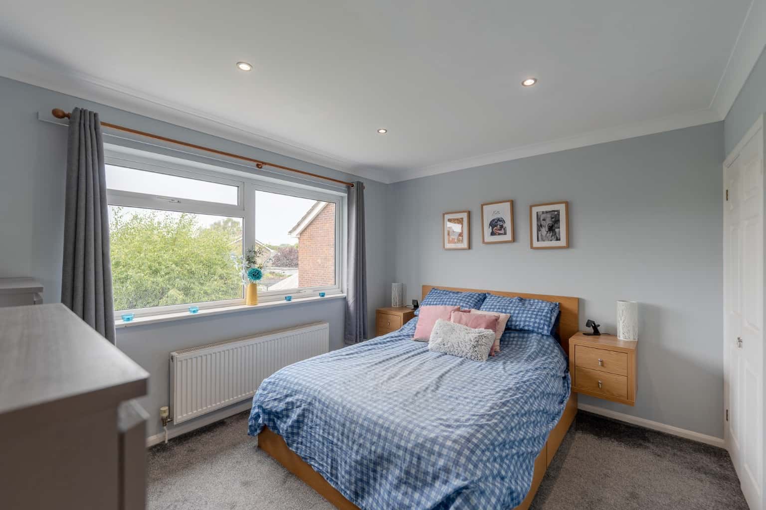 Exceptional Extended Detached Family Home with West-Facing Garden in Sought-After Great Staughton Property image 14