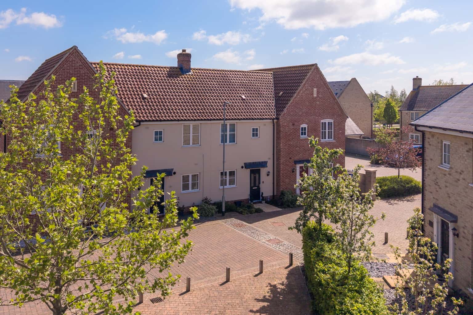 Immaculate Two Double Bedroom Home in Alconbury Weald Property image 1