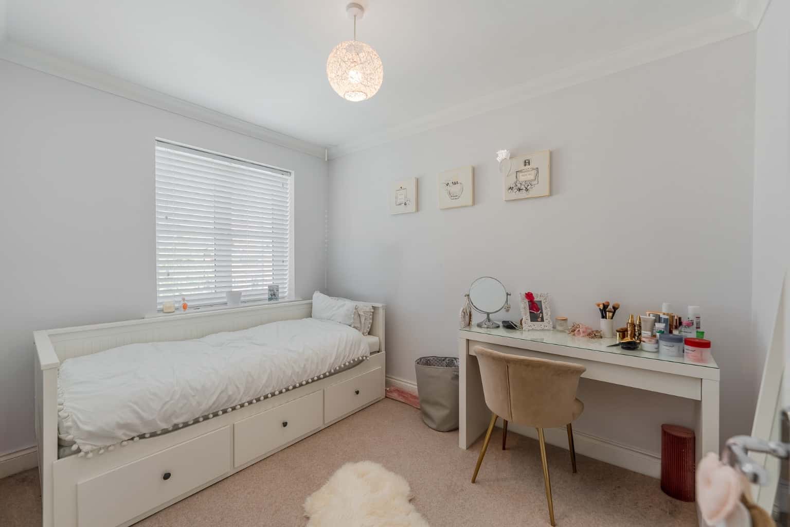 Immaculate Two Double Bedroom Home in Alconbury Weald Property image 9