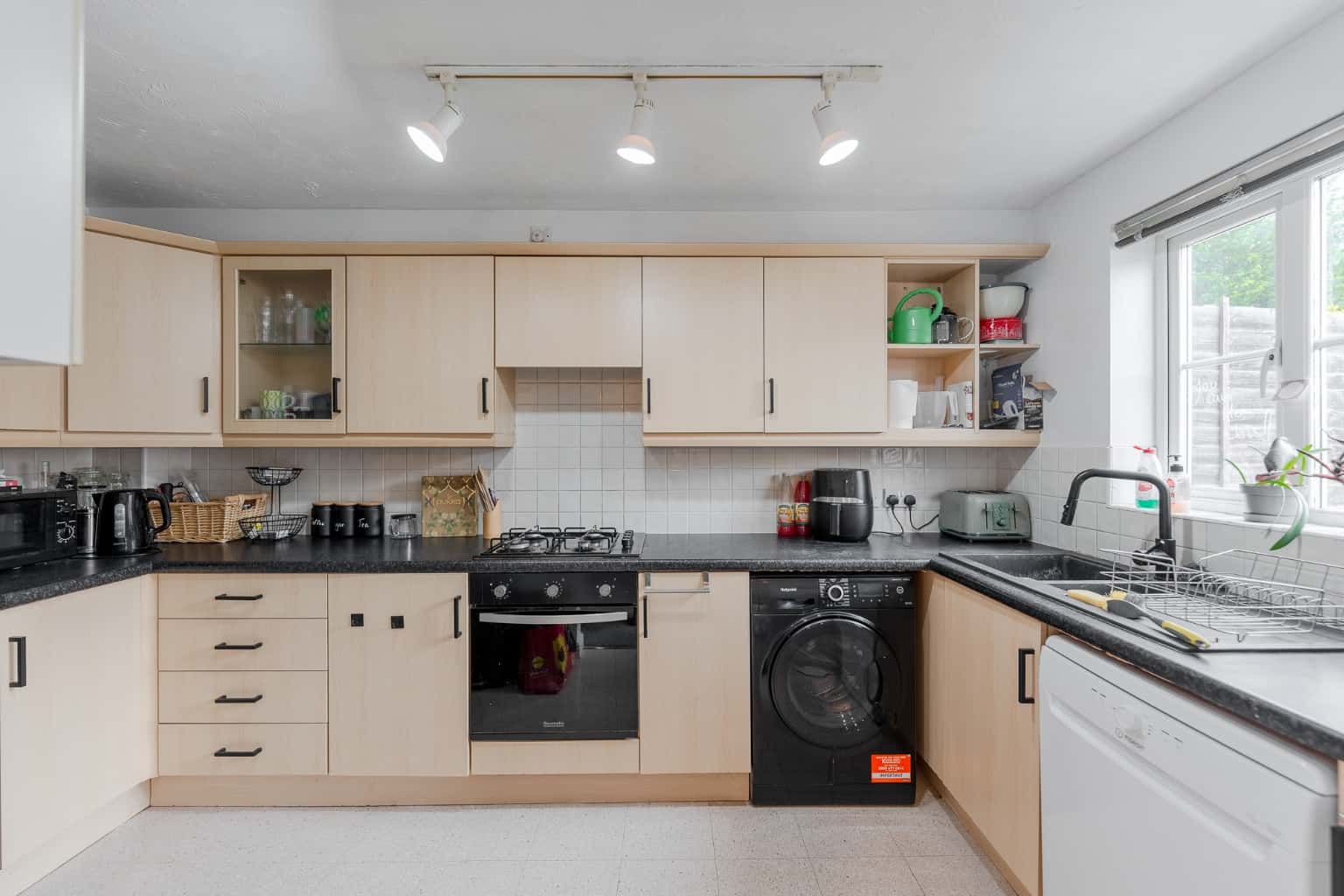 *** Guide Price £300,000 - £325,000 *** Charming 3-Bed Home in Papworth Everard with Garage Property image 2