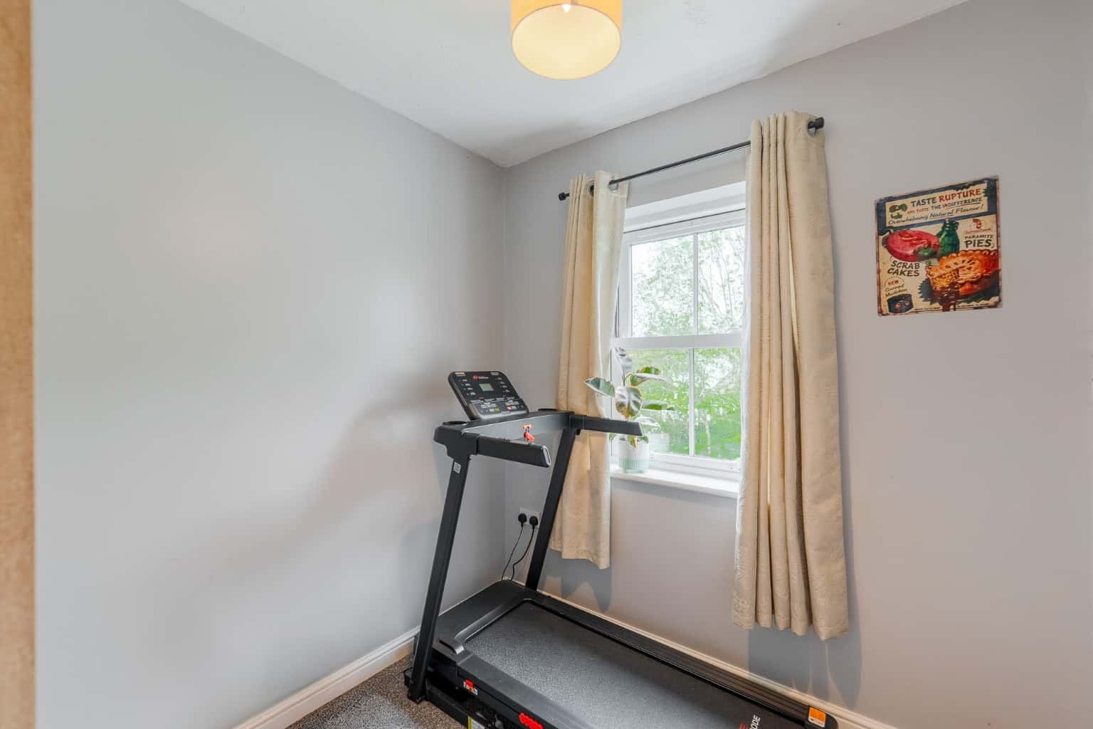 *** Guide Price £300,000 - £325,000 *** Charming 3-Bed Home in Papworth Everard with Garage Property image 15