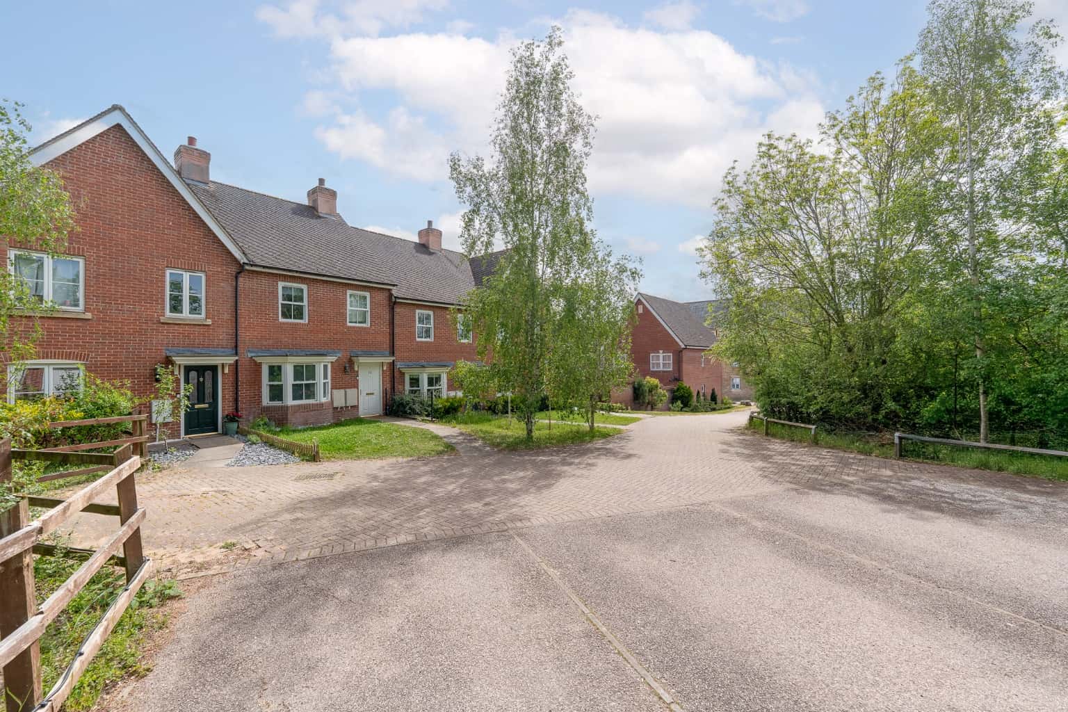 *** Guide Price £300,000 - £325,000 *** Charming 3-Bed Home in Papworth Everard with Garage Property image 19