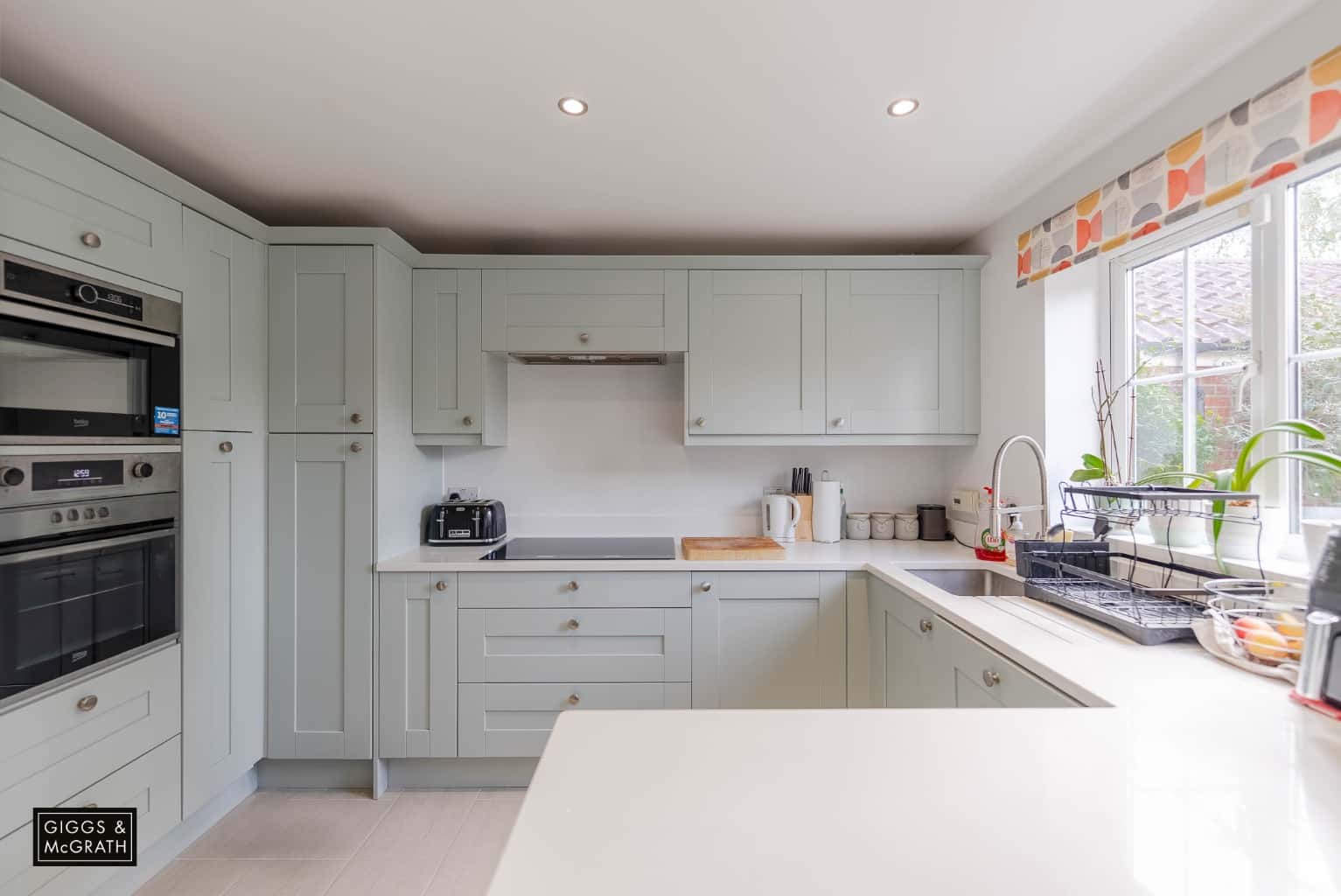 Well designed four double bedroom family home Property image 6